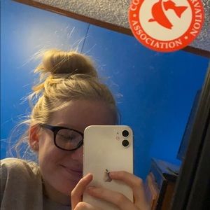 Meet your Posher, Madison